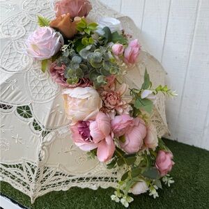 Vintage Ivory Lace Umbrella Wedding Flowers Pastel Pink Peony
Lace Parasol